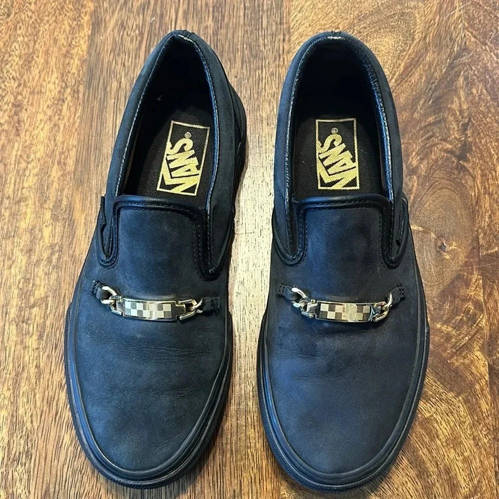 Vans black slip on sneakers size 6.5 women 5 men’s EUC